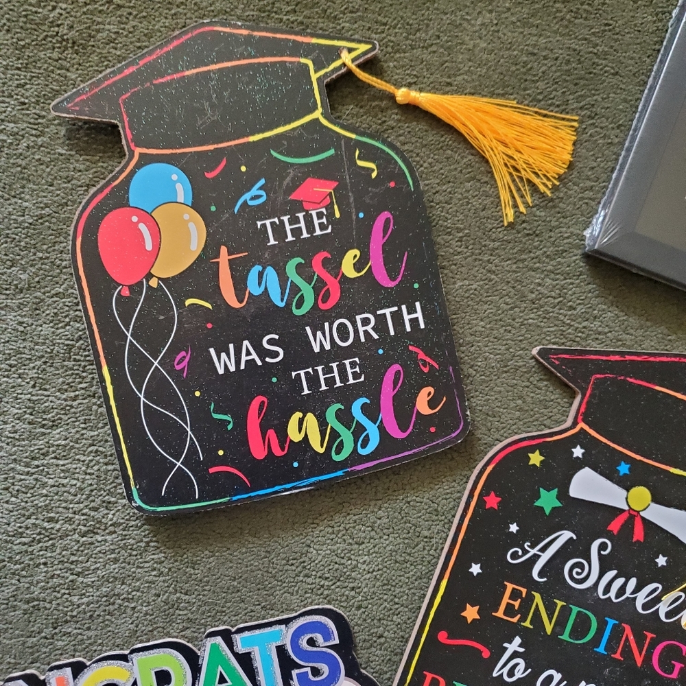 Graduation Table Top Decoration Bundle